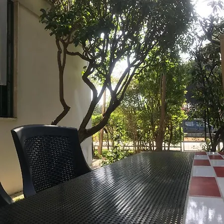Grande Con Giardino Fronte Pineta Appartement